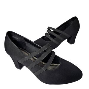 Marbella Special Occasion Wide Closed Toe Dress Shoe Pump